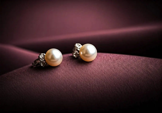 Caring for Your Pearl Earrings: Tips and Tricks for Longevity - Lumeni Jewellery