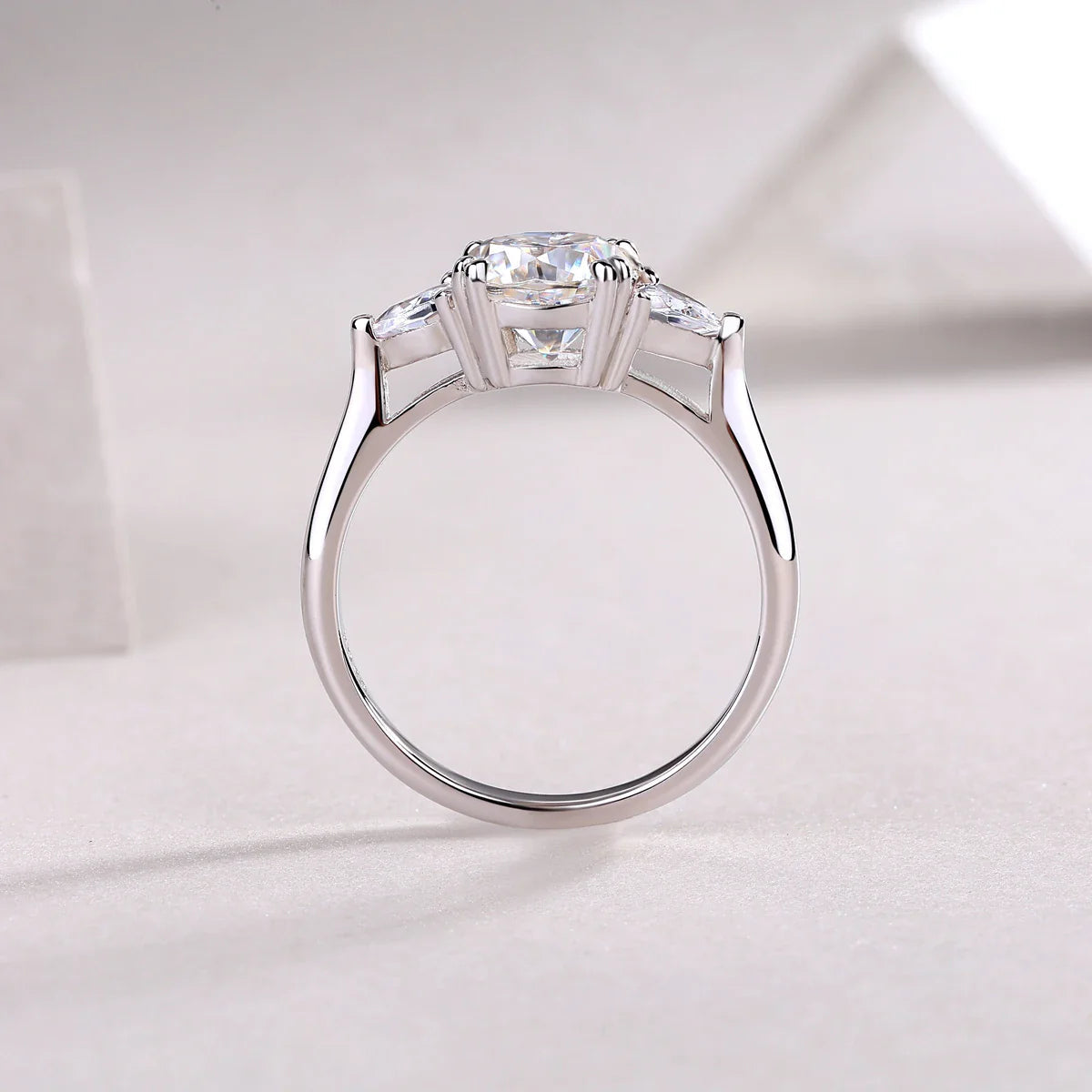 Luminous Snow Queen Ring shop name